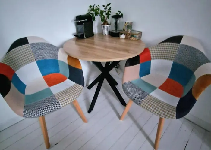 Quarto em Acomodações Particulares Ulala Charleroi Airport Bruxelles *